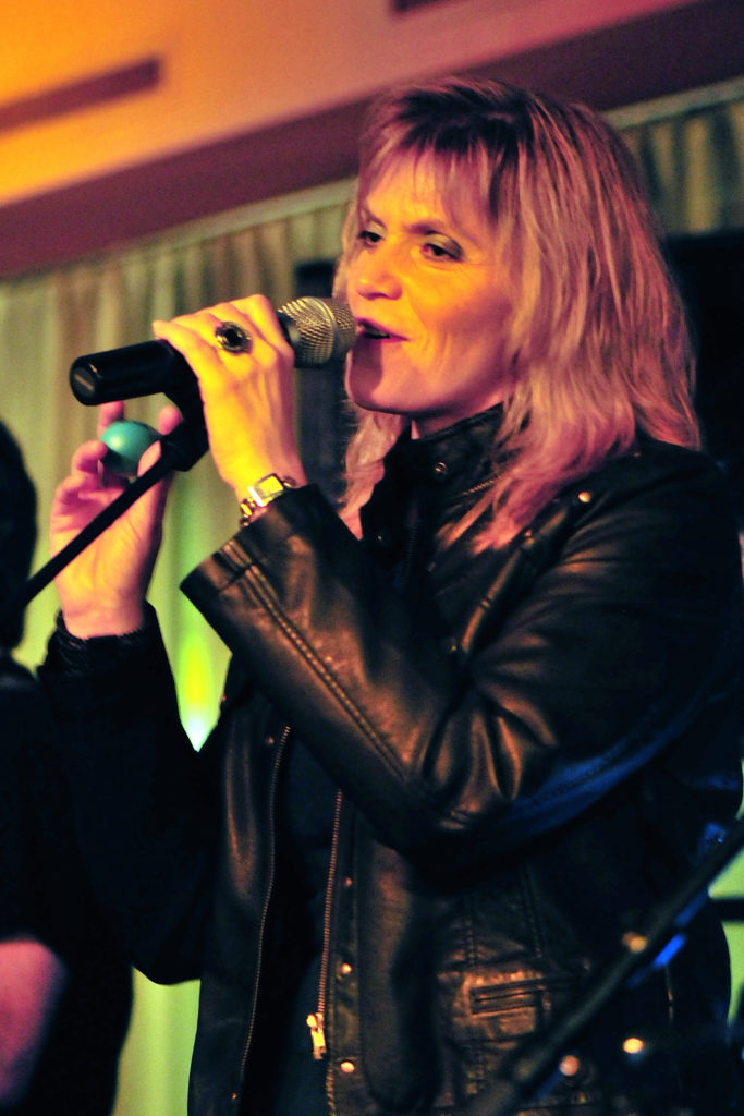  Ruth Marty - Lead Vocals, Percussion
