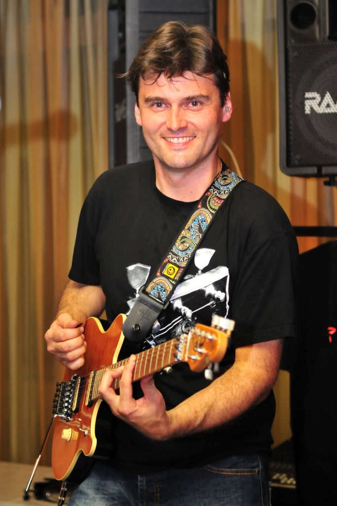 Marcel Hässig - Lead Guitar, B-Vocals